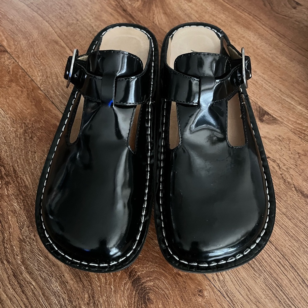 Alegria Classic Sandals - Black Patent Size 39